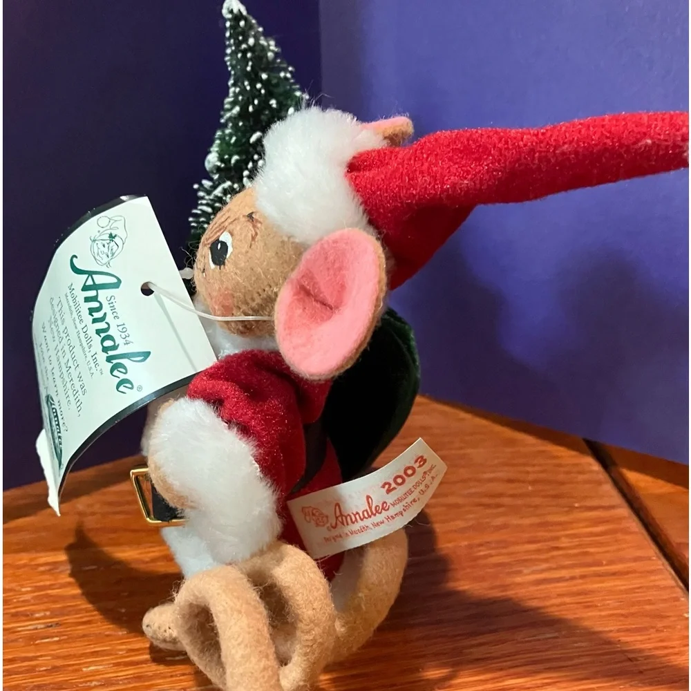 EUC Annalee 4” Santa Mouse with Tree #778703